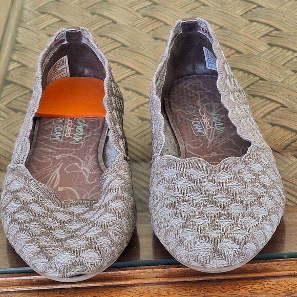 Skechers Women's Cleo Honeycomb Flat Comfortable Slip-On Ballet with Air Taupe 7 - Picture 14 of 15